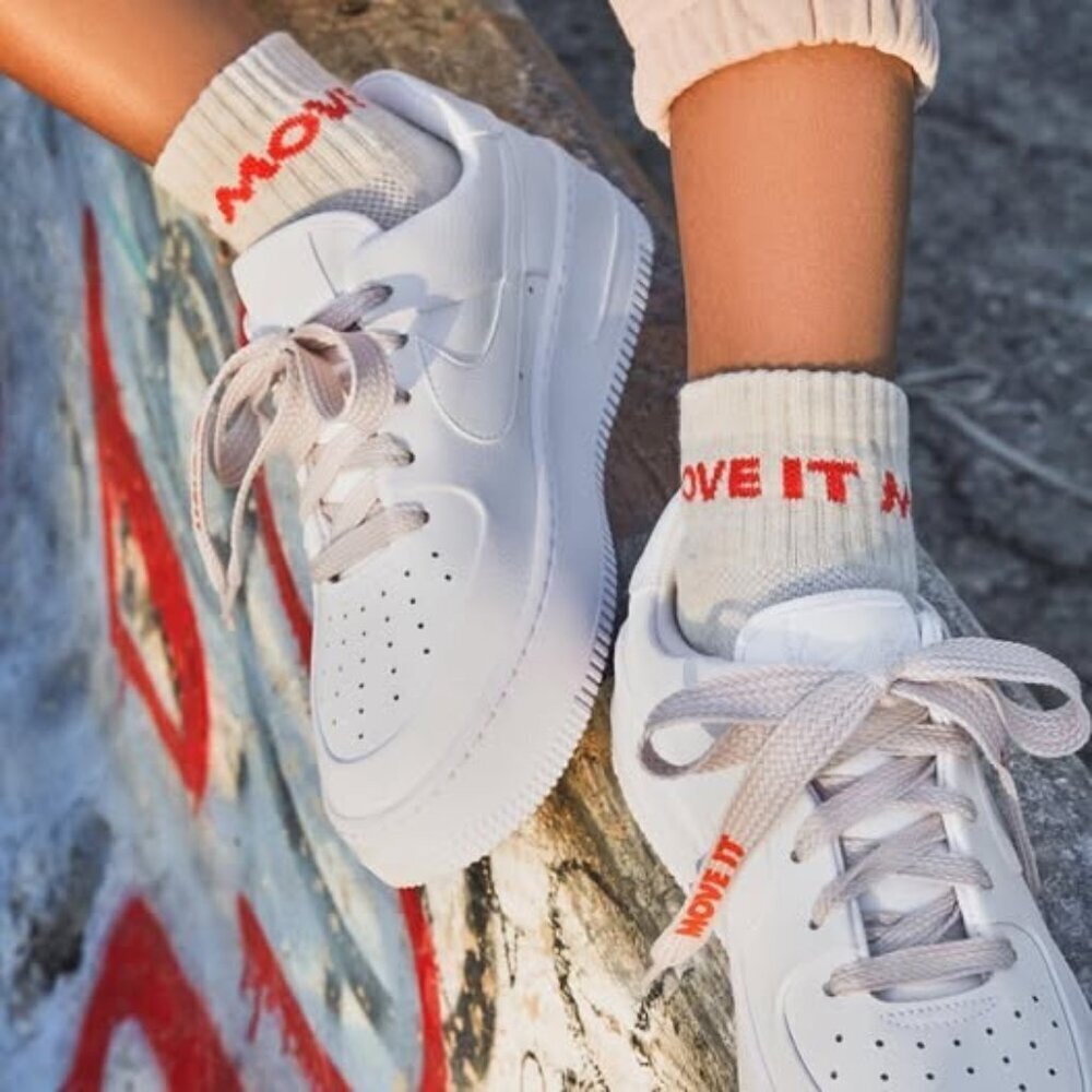 💕MOTHER💕 The Move It Shoelaces ~ All Tied Up Pink NWT